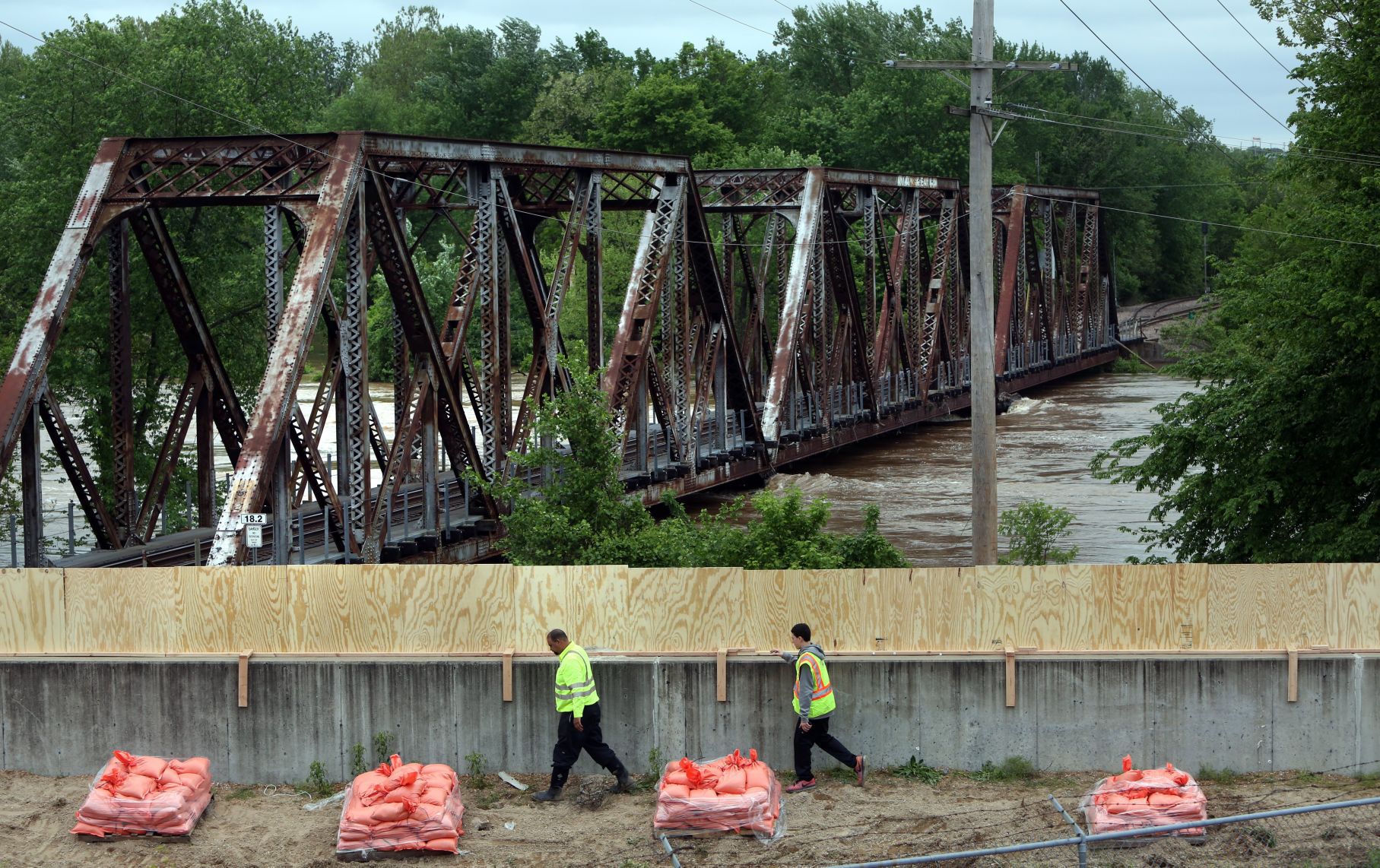 A rapidly rising Meramec River is prompting the evacuation of parts of Valley Park